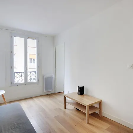 Cosy Jules Joffrin Apartment *
